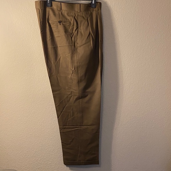 Sean John Other - Sean John Men's Olive-Brown Dress Chinos